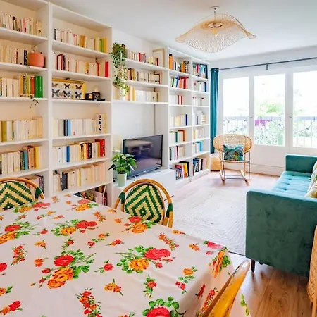 Jolie Nid Familiale Appartement Parijs